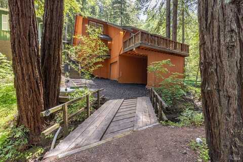 19369 Hidden Valley Road, Guerneville, CA 95446