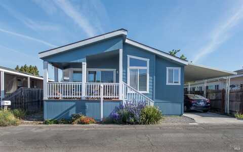 171 Leisure Park Circle, Santa Rosa, CA 95401