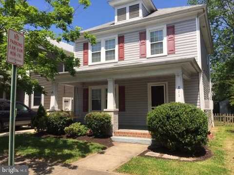 811 WOLFE STREET, FREDERICKSBURG, VA 22401