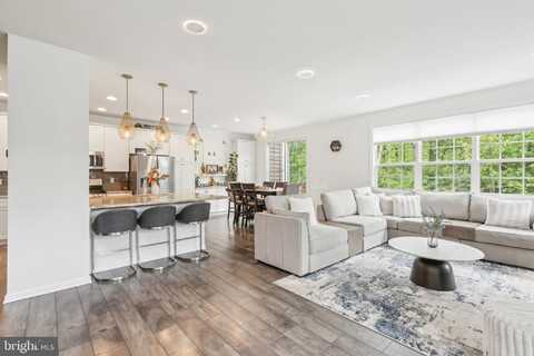 106 ELLSWORTH WAY, MONMOUTH JUNCTION, NJ 08852