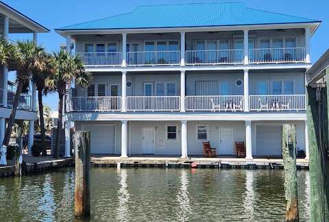 413 Admiral Craik Dr, Grand Isle, LA 70358
