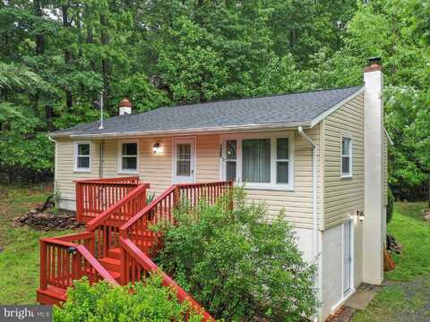 738 JOHNNYCAKE LANE, HARPERS FERRY, WV 25425