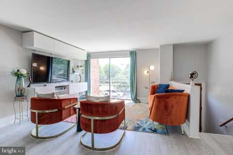 6927 LINDBERGH BOULEVARD, PHILADELPHIA, PA 19142
