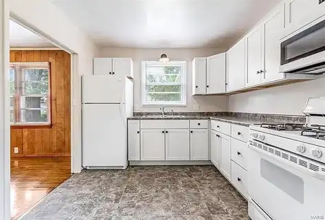 Virginia, FARMINGTON, MO 63640