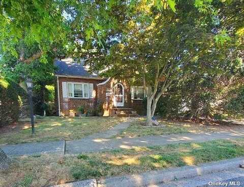 Massachusetts, MASSAPEQUA, NY 11758