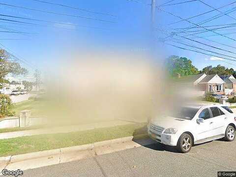 Weir, HEMPSTEAD, NY 11550