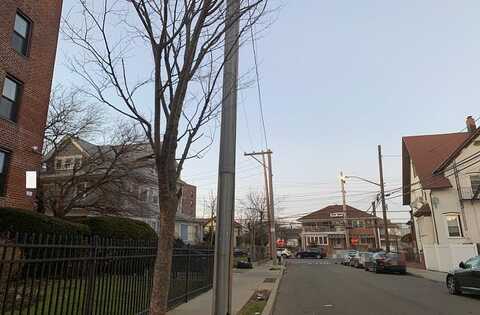 Mcbride, FAR ROCKAWAY, NY 11691