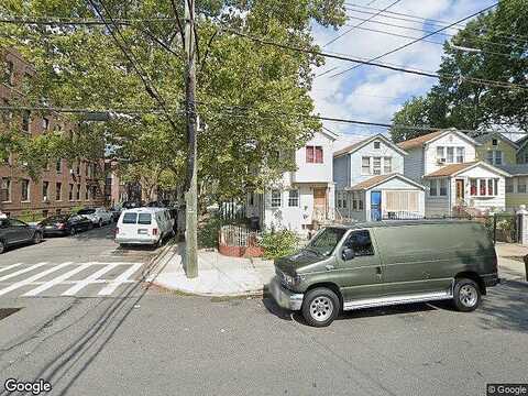 111Th, SOUTH OZONE PARK, NY 11420