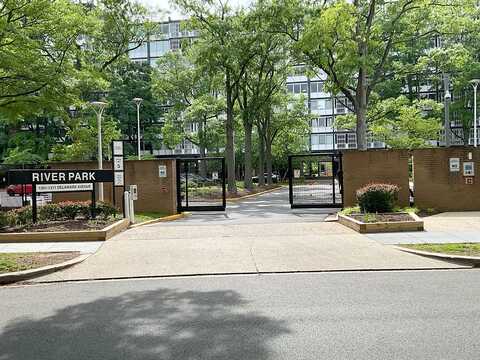 Delaware Avenue Sw, Apt S-642, Washington, DC 20024