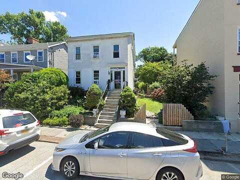 Maple, HASTINGS ON HUDSON, NY 10706