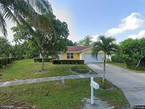 Martin, ROYAL PALM BEACH, FL 33411