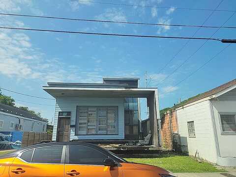 Dumaine Street, New Orleans, LA 70116