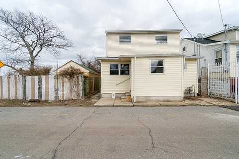 Sioux, STATEN ISLAND, NY 10305