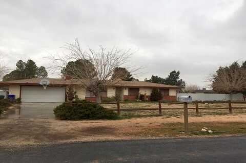 Mescalero, APPLE VALLEY, CA 92307
