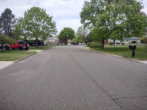 Curtis, BELLPORT, NY 11713