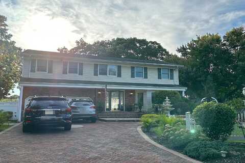 Suburban, NESCONSET, NY 11767