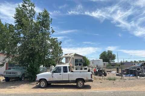 Lass, KINGMAN, AZ 86409