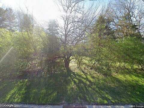 Harned, COMMACK, NY 11725