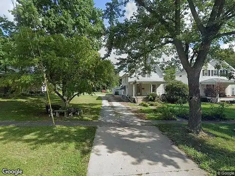 Locust, WATSEKA, IL 60970