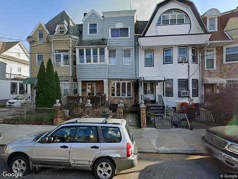 Hubbard, BROOKLYN, NY 11210