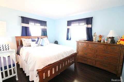 Davison, LAPEER, MI 48446