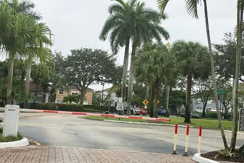 50Th, FORT LAUDERDALE, FL 33312