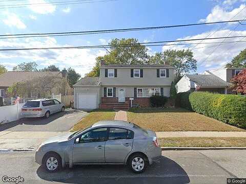 Rhoda, NORTH BABYLON, NY 11703
