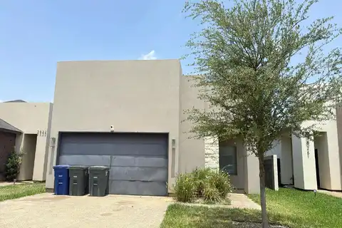 Bella St, LAREDO, TX 78046