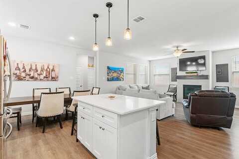 Chesapeake Ln, HEARTLAND, TX 75126