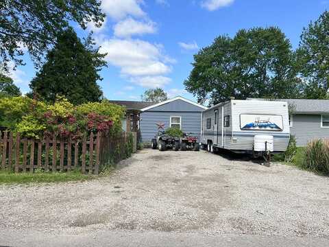 Bennett, MUNCIE, IN 47303