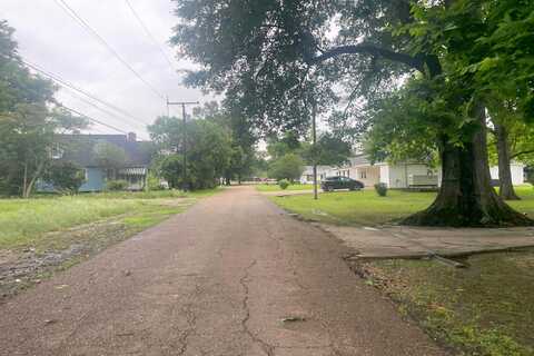 Lee, MARKSVILLE, LA 71351