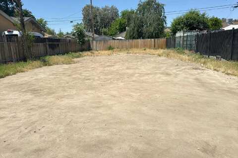 H, BAKERSFIELD, CA 93304