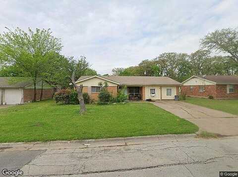 Alma, FOREST HILL, TX 76140