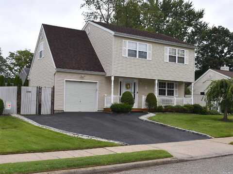 Pine, CENTRAL ISLIP, NY 11722