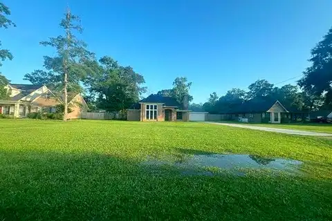 Valley Oak, ORANGE, TX 77632