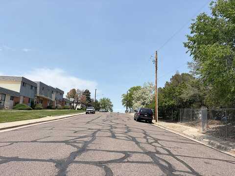 Huron, THORNTON, CO 80260