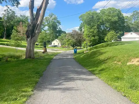 Sunnycrest, HUNTINGTON, WV 25705