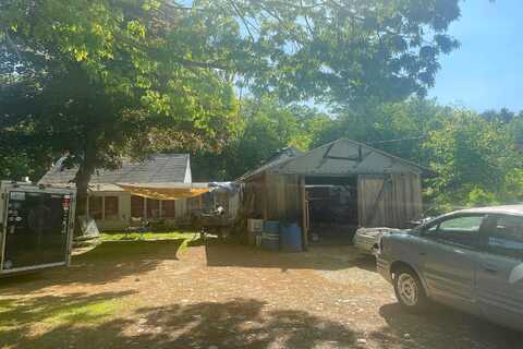 Round Top, HARRISVILLE, RI 02830