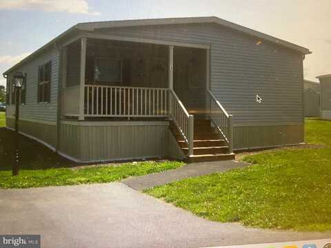 13 AMBER CIRCLE, NEW HOLLAND, PA 17557