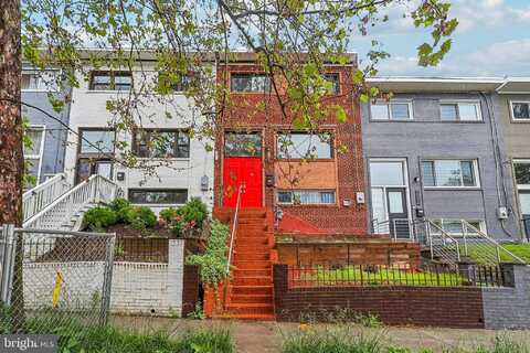 1360 W STREET NE, WASHINGTON, DC 20018