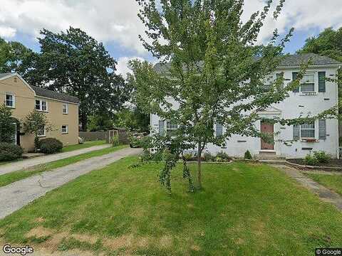 Moore, BRYN MAWR, PA 19010