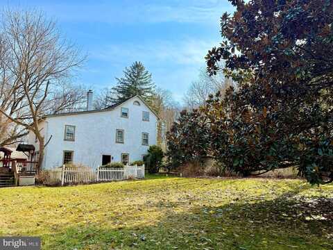 675 LANCASTER PIKE, OXFORD, PA 19363