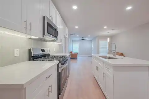 Pickfair, HOUSTON, TX 77026