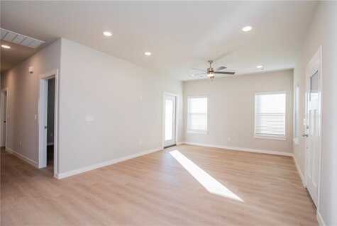 281 N Hunter ST, Farmington, AR 72730