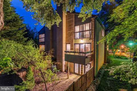 3131 EAKIN PARK COURT, FAIRFAX, VA 22031