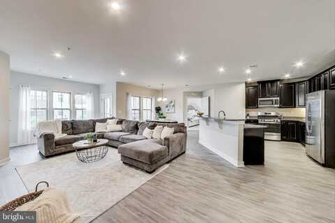 10020 RUFFIAN WAY, LAUREL, MD 20723
