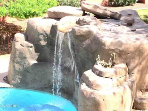 12222 N PARADISE VILLAGE Parkway S, Phoenix, AZ 85032