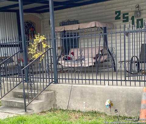 Mulberry, SAN ANTONIO, TX 78228