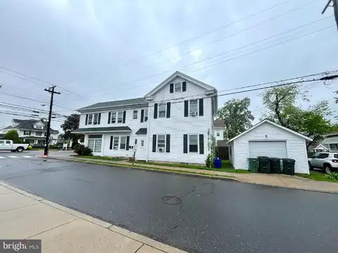 135 E MAIN STREET, TUCKERTON, NJ 08087