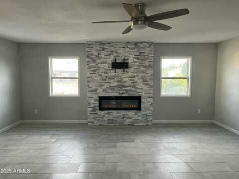 12213 N AUGUSTA Drive, Sun City, AZ 85351